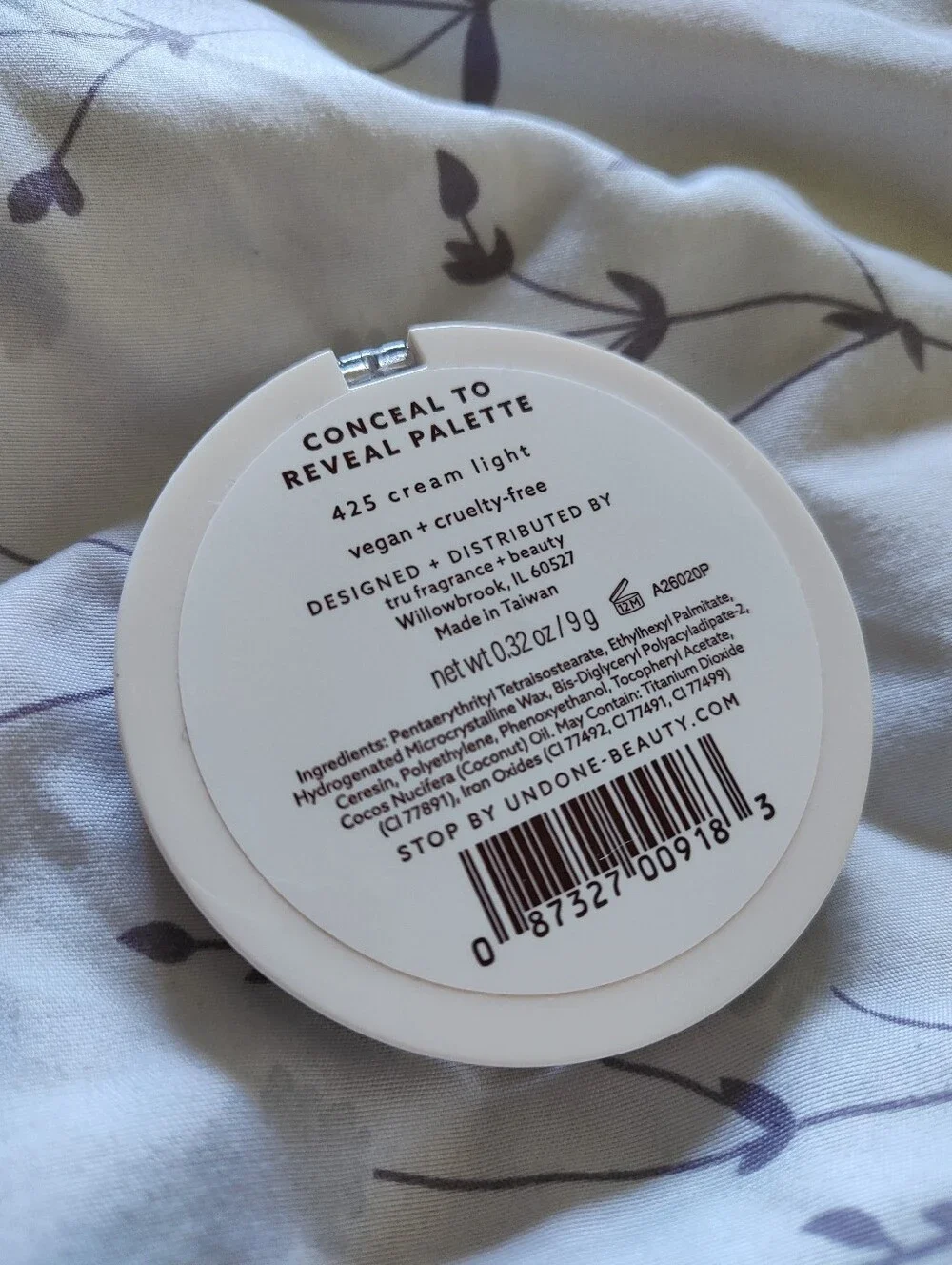 Undone Beauty Conceal to Reveal Palette 425 Cream Light